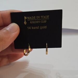 14 Karat Gold Simple Hoop Earrings